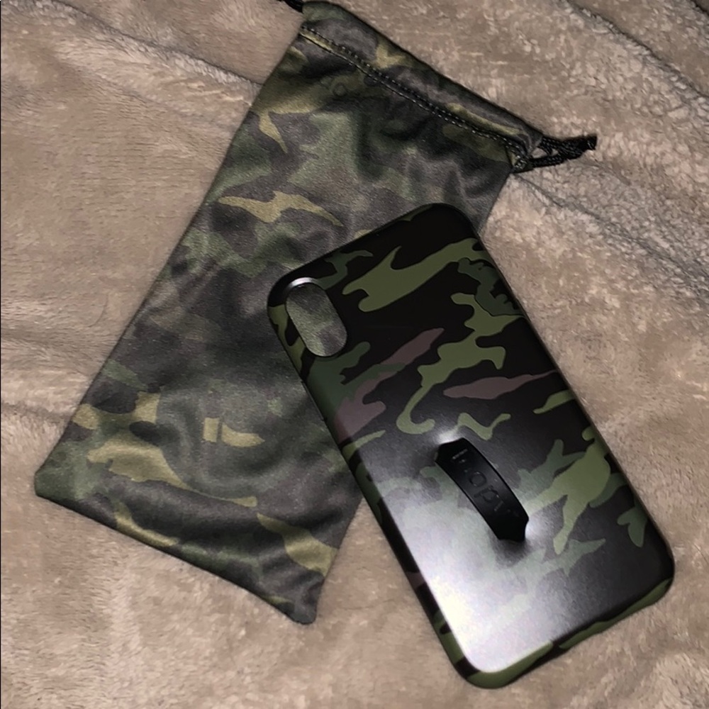 iPhone XR loopy camo case